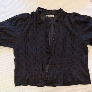 Doen black Blouse with Ruffle Detail